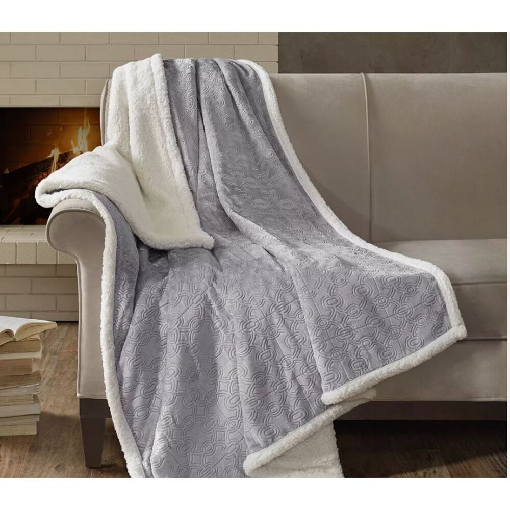 Madison Park Elma Oversized Textured Plush Throw 60x70